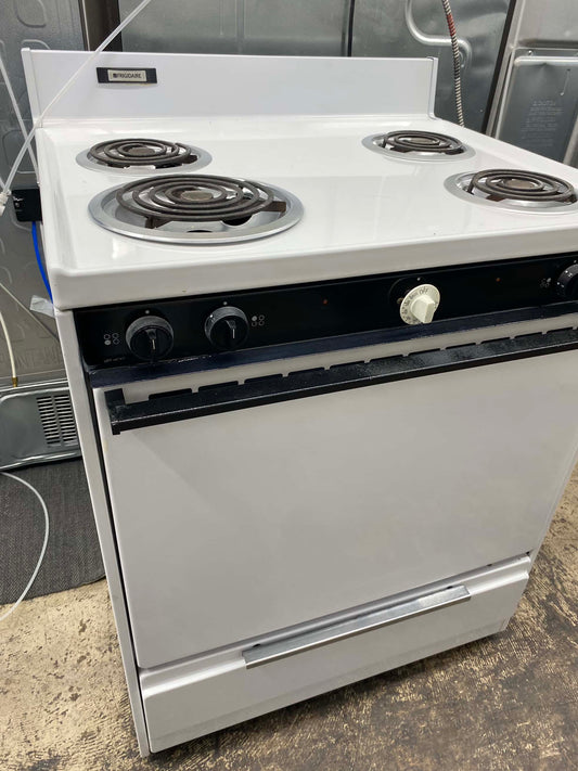 Item: #GR377   —  Frigidaire electric range white coil 4 burner 30”