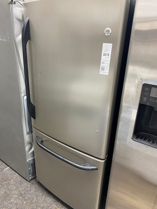 ITEM: #RF338 GE  bottom freezer stainless steel  refrigerator  w/ice maker 30in